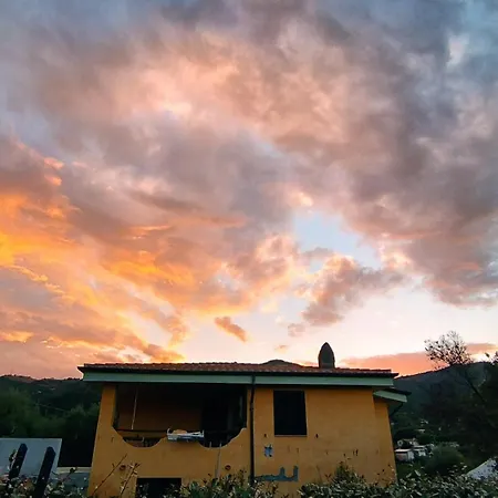 Immersa Nel A Pochi Minuti Dal Mare Appartamento